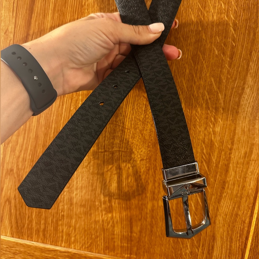 Michael kors belt